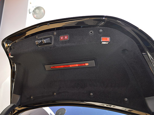 メルセデスベンツS550L　AMGスポーツパッケージ：オートトランク