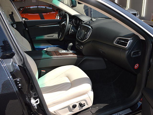 �}�Z���e�B�@�M�u��S�F�^�]��