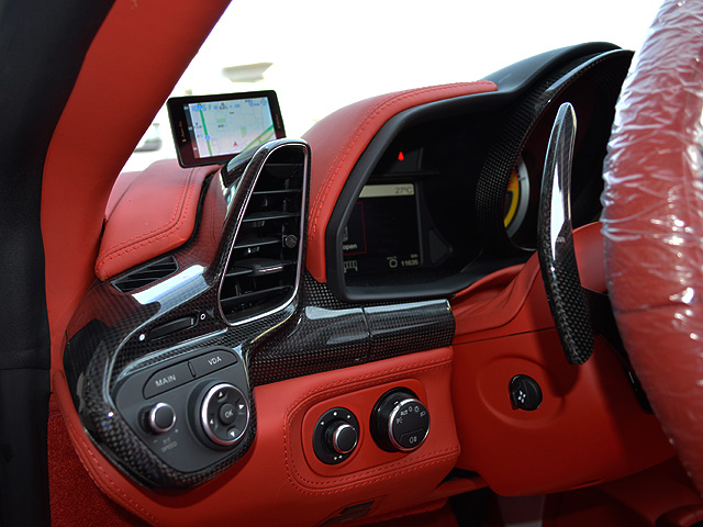 フェラーリ　458スパイダー：GPSレーダー