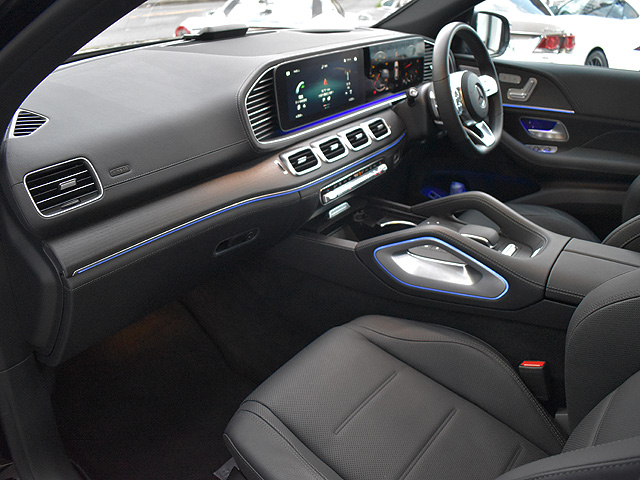 �����Z�f�X�x���cGLE400d�@�N�[�y4MATIC�X�|�[�c