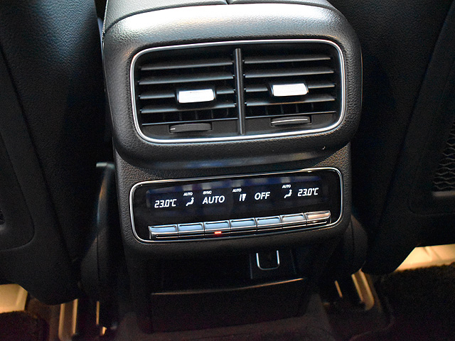 �����Z�f�X�x���cGLE400d�@�N�[�y4MATIC�X�|�[�c�F