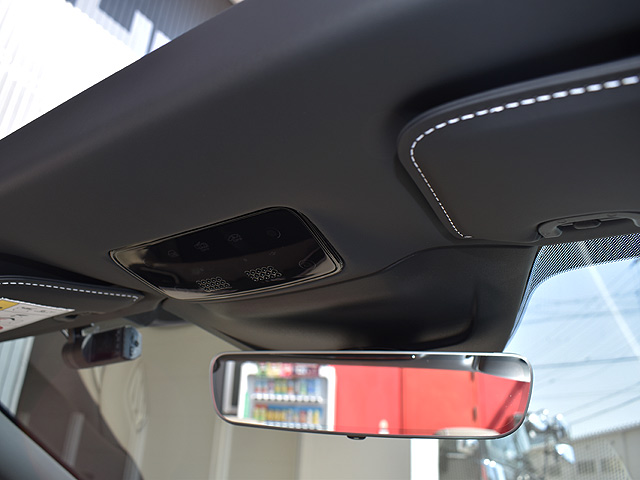 �t�F���[���@���[�}�X�p�C�_�[�F