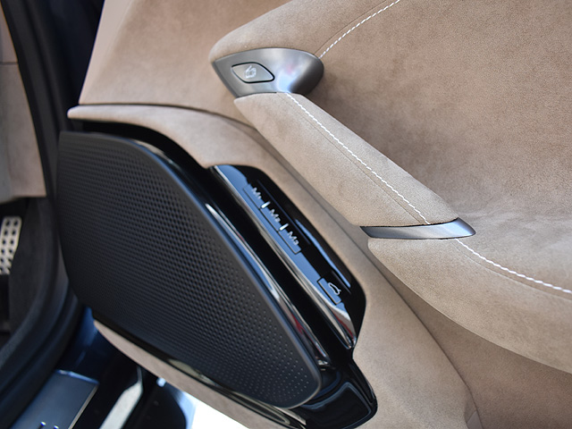 �t�F���[���@���[�}�X�p�C�_�[�F