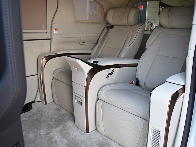 ���N�T�XLM500���@EXECUTIVE�F