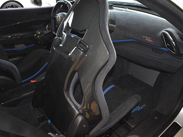 �t�F���[��488�s�X�^�@�f�B�[���[�ԁF