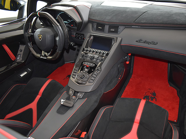 �����{���M�[�j�@�A���F���^�h�[��SV���[�h�X�^�[