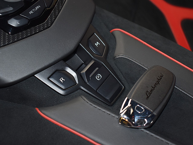 �����{���M�[�j�@�A���F���^�h�[��SV���[�h�X�^�[�F