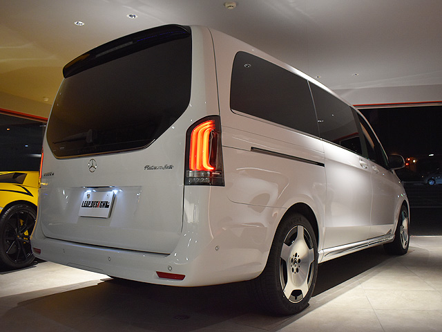 �����Z�f�X�x���cV220d EXCLUSIVE long Platinum Suite�F���p