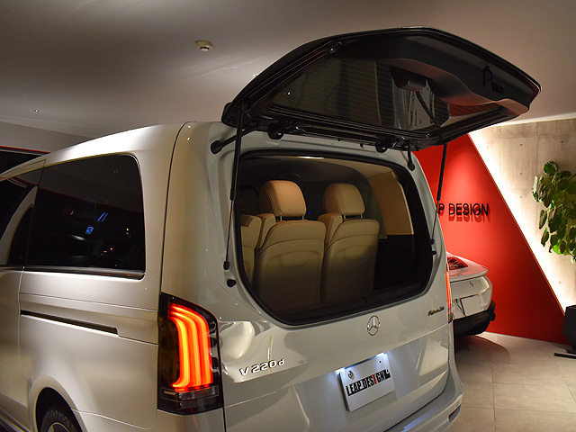 �����Z�f�X�x���cV220d EXCLUSIVE long Platinum Suite�F