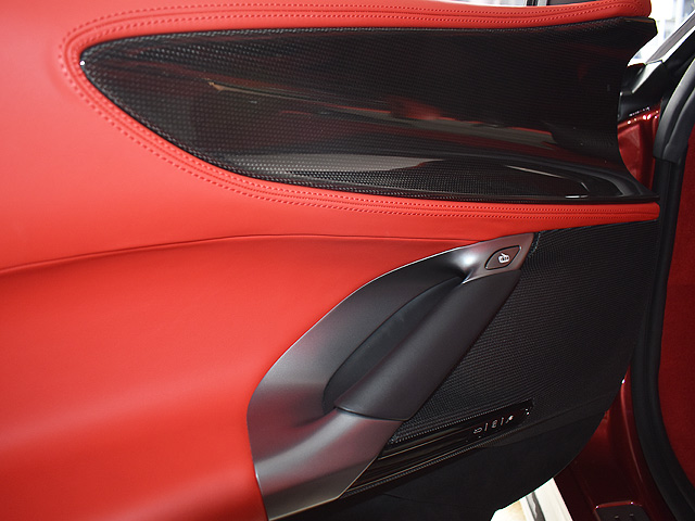 �t�F���[��SF90�@Spider�F