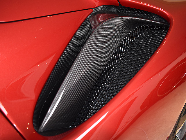 �t�F���[��SF90�@Spider�F