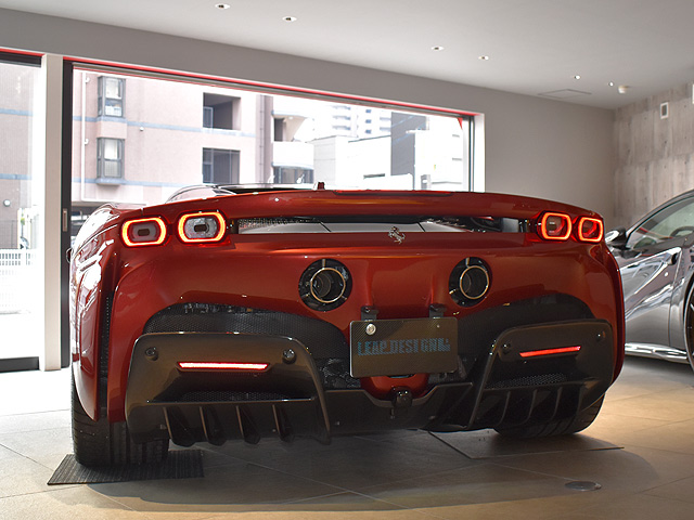 �t�F���[��SF90�@Spider�F