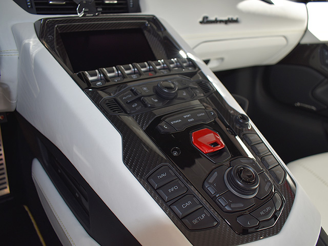 �����{���M�[�j�A���F���^�h�[��S�@���[�h�X�^�[�@LP740-4�F�^�]��