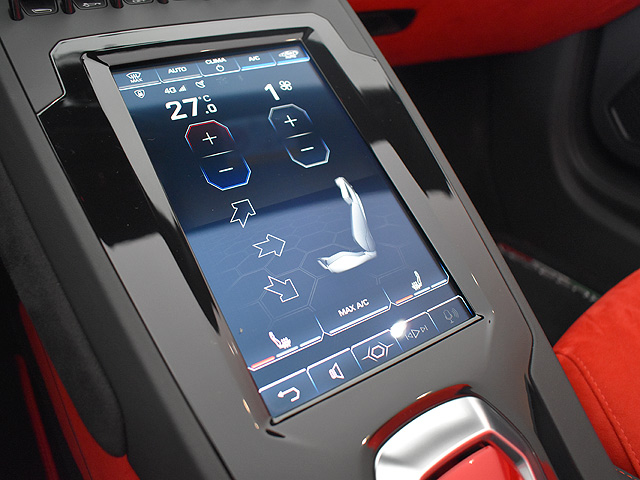 �����{���M�[�j�E���J��EVO�X�p�C�_�[�F�i�r